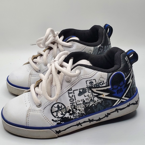 Heelys white skull design removeable wheel shoes youth size 2 in box - Picture 12 of 13